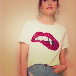 Lip T-shirt